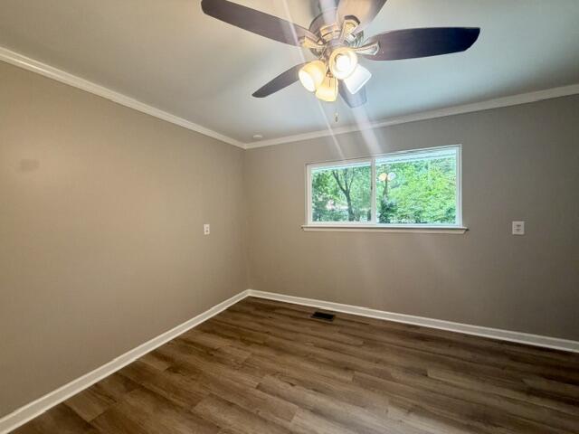 1001 Chestnut Street LaFayette, GA 30728 - Photo 2 of 16 Living Room