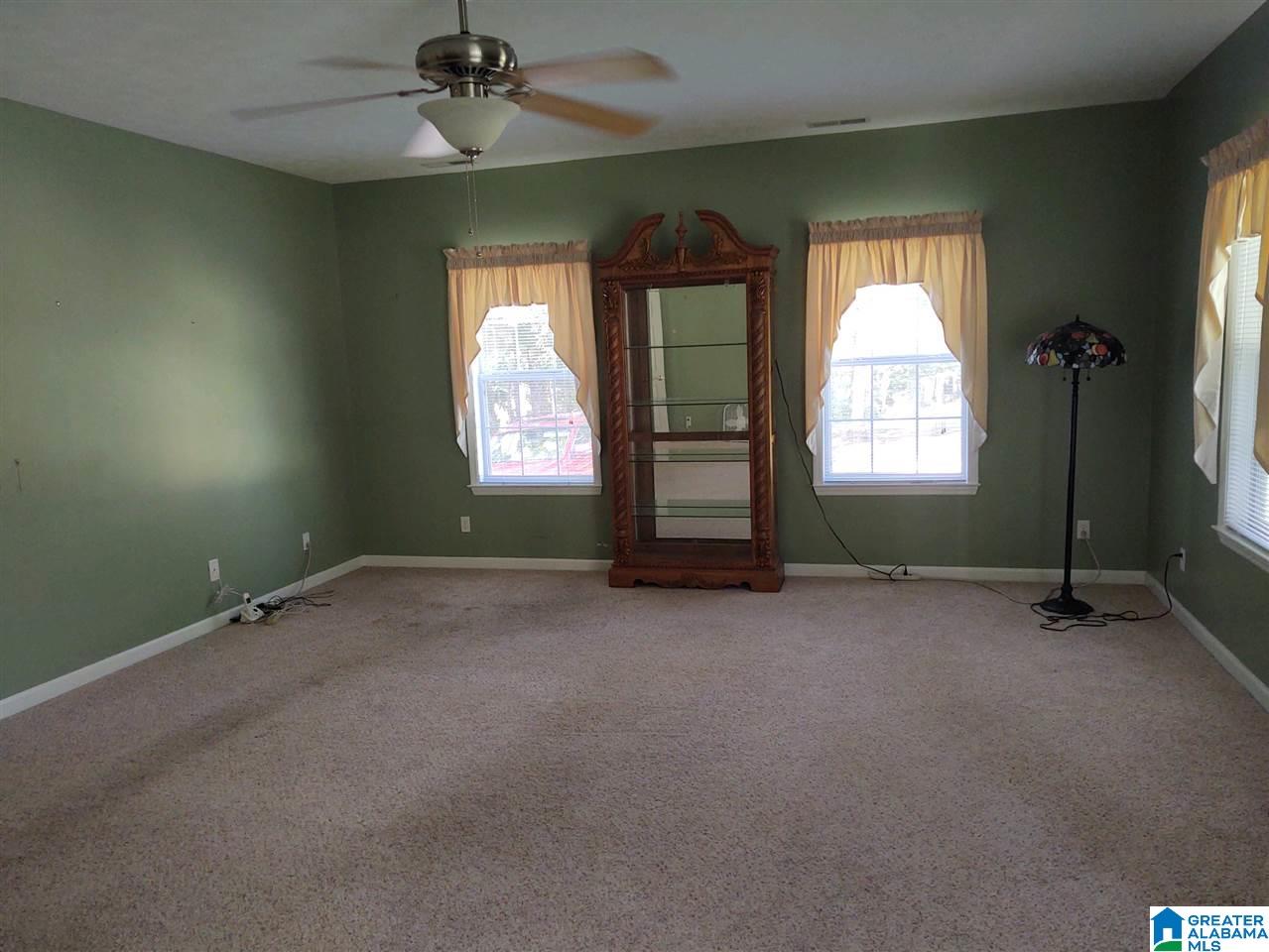 1694 Lands End Road Sylacauga, AL 35151 - Photo 9 of 20