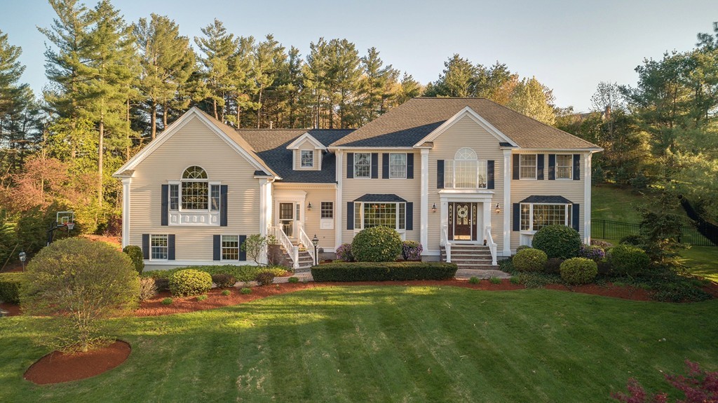 7 Endicott Road Andover, MA 01810 - Photo 1 of 30 Gallery Image 1