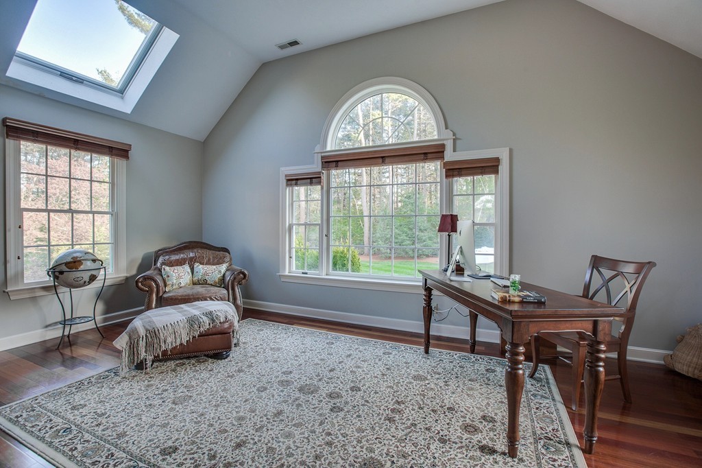 7 Endicott Road Andover, MA 01810 - Photo 13 of 30 Gallery Image 13