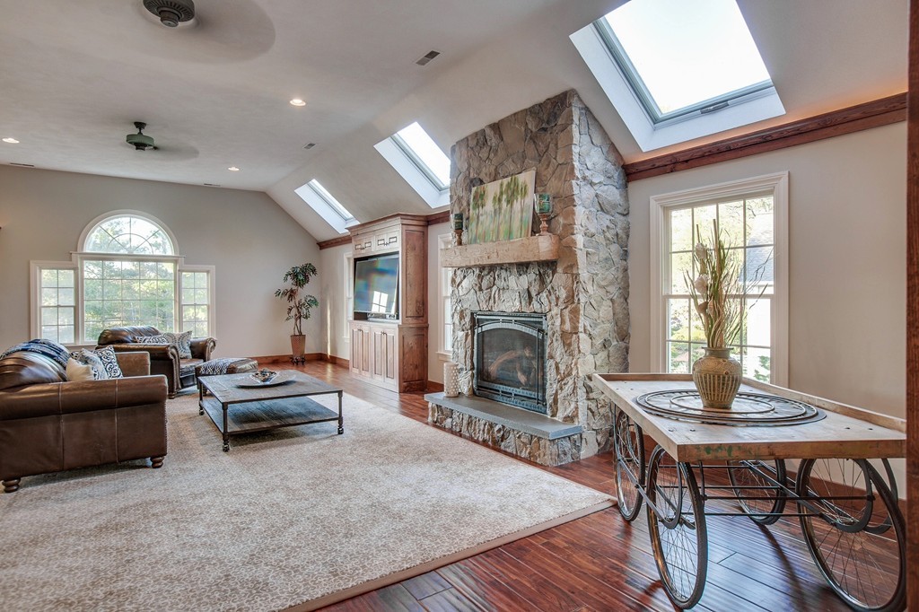 7 Endicott Road Andover, MA 01810 - Photo 14 of 30 Gallery Image 14