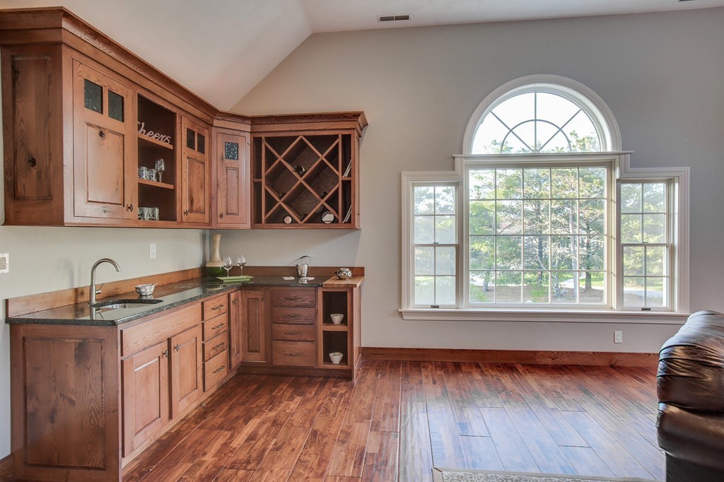 7 Endicott Road Andover, MA 01810 - Photo 17 of 30 Gallery Image 17