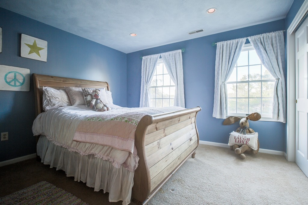 7 Endicott Road Andover, MA 01810 - Photo 23 of 30 Gallery Image 23