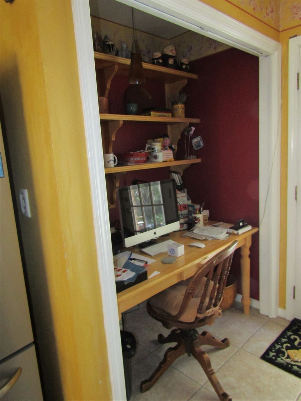 2873 Avenida Alberto Lillian, AL 36549 - Photo 17 of 35 Desk Alcove in Kitchen