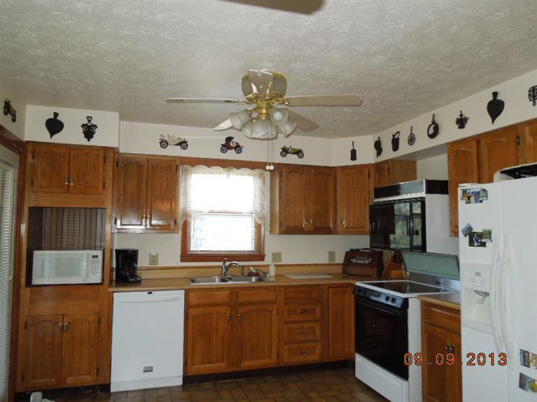 1092 Winchester Road Mount Sterling, KY 40353 - Photo 10 of 25 Photo 10