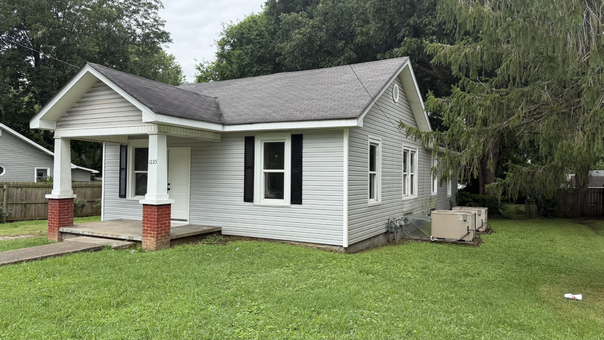 1225 North Spring Street, Unit B Murfreesboro, TN 37130 - Photo 5 of 21