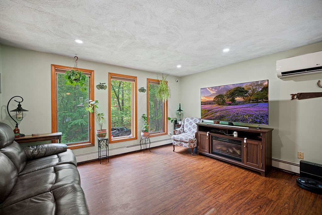 775 Matteson Road Coventry, RI 02816 - Photo 5 of 26