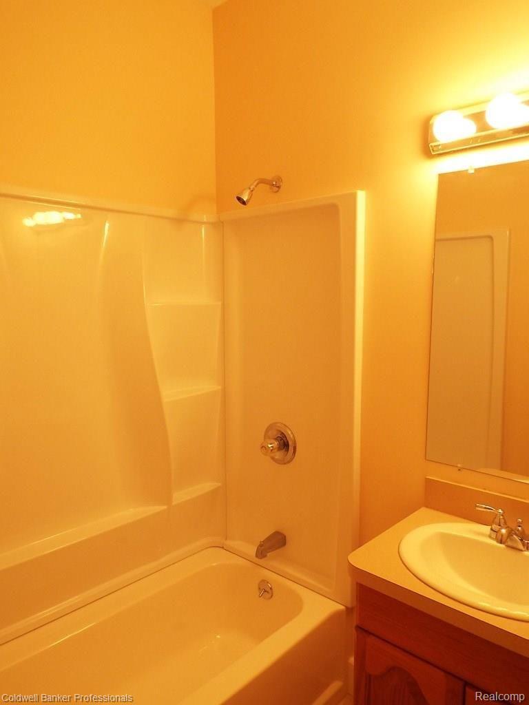 9240 Platt Road Milan, MI 48160 - Photo 8 of 17 PLATT 9240 (5).jpg