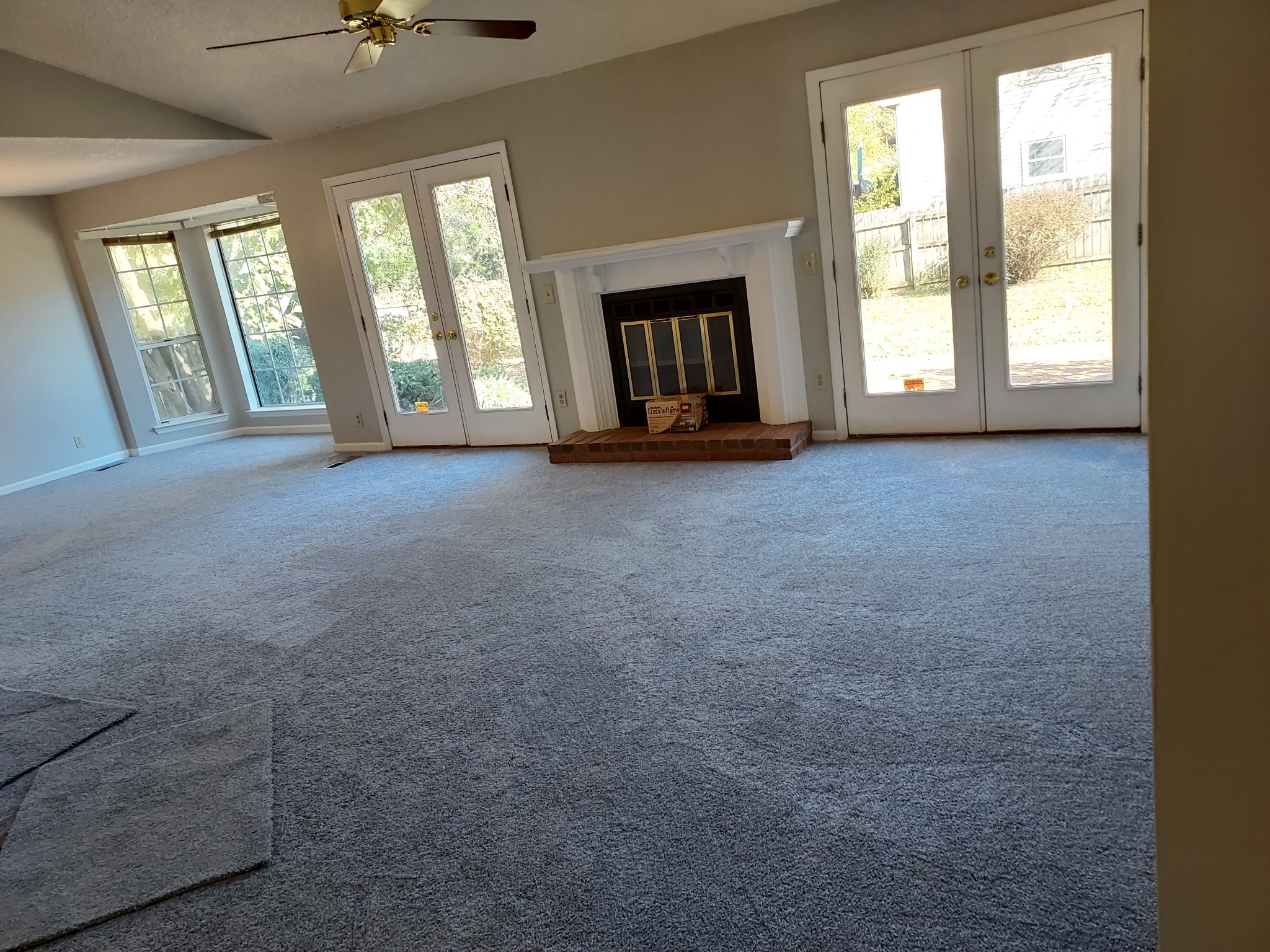 300 Cedarcliff Road Antioch, TN 37013 - Photo 5 of 22 an empty room with windows