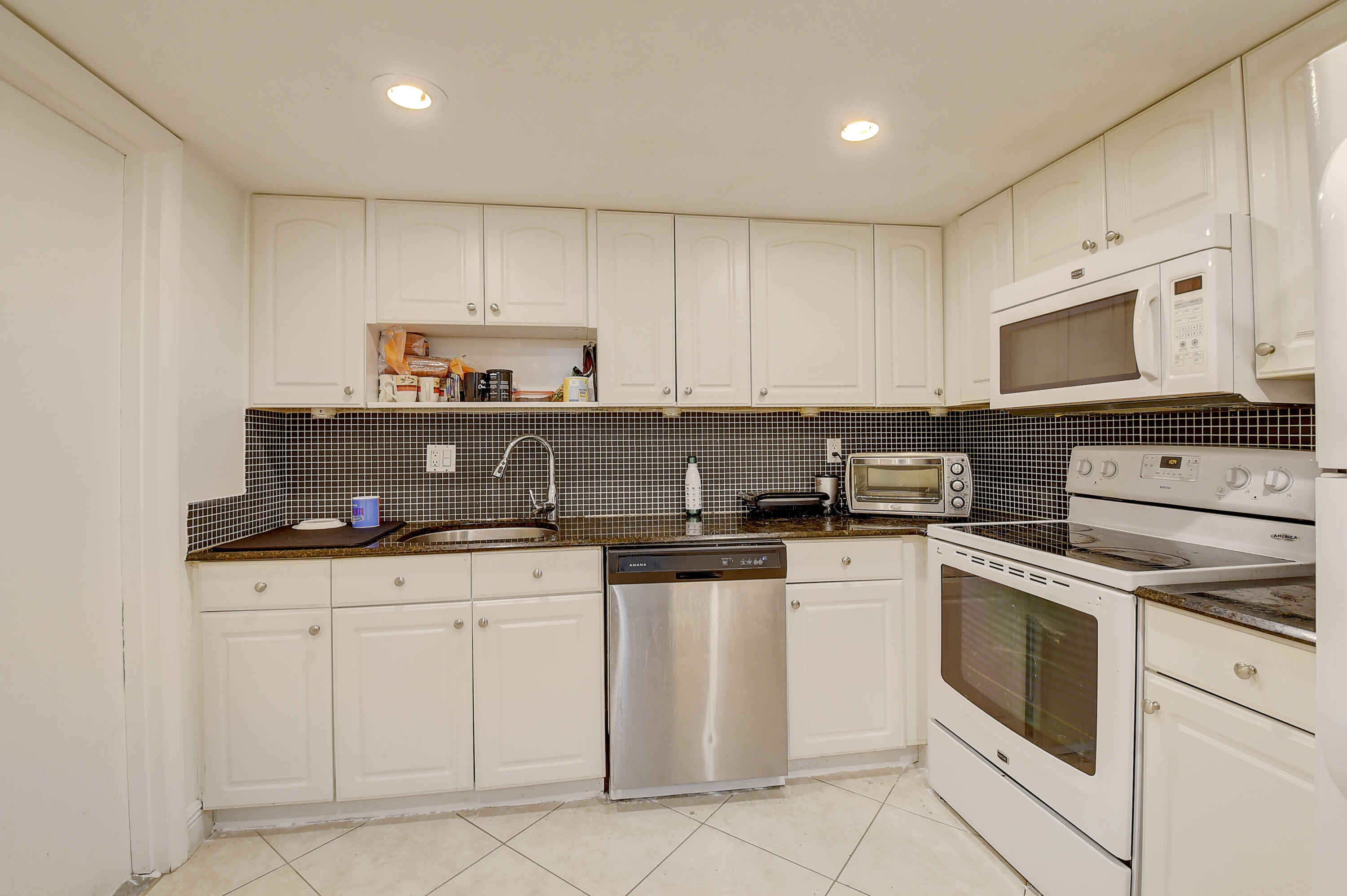 604 Northwest 13th Street, Unit 33 Boca Raton, FL 33486 - Photo 11 of 21 14_dsc_9679_80_81_82_83