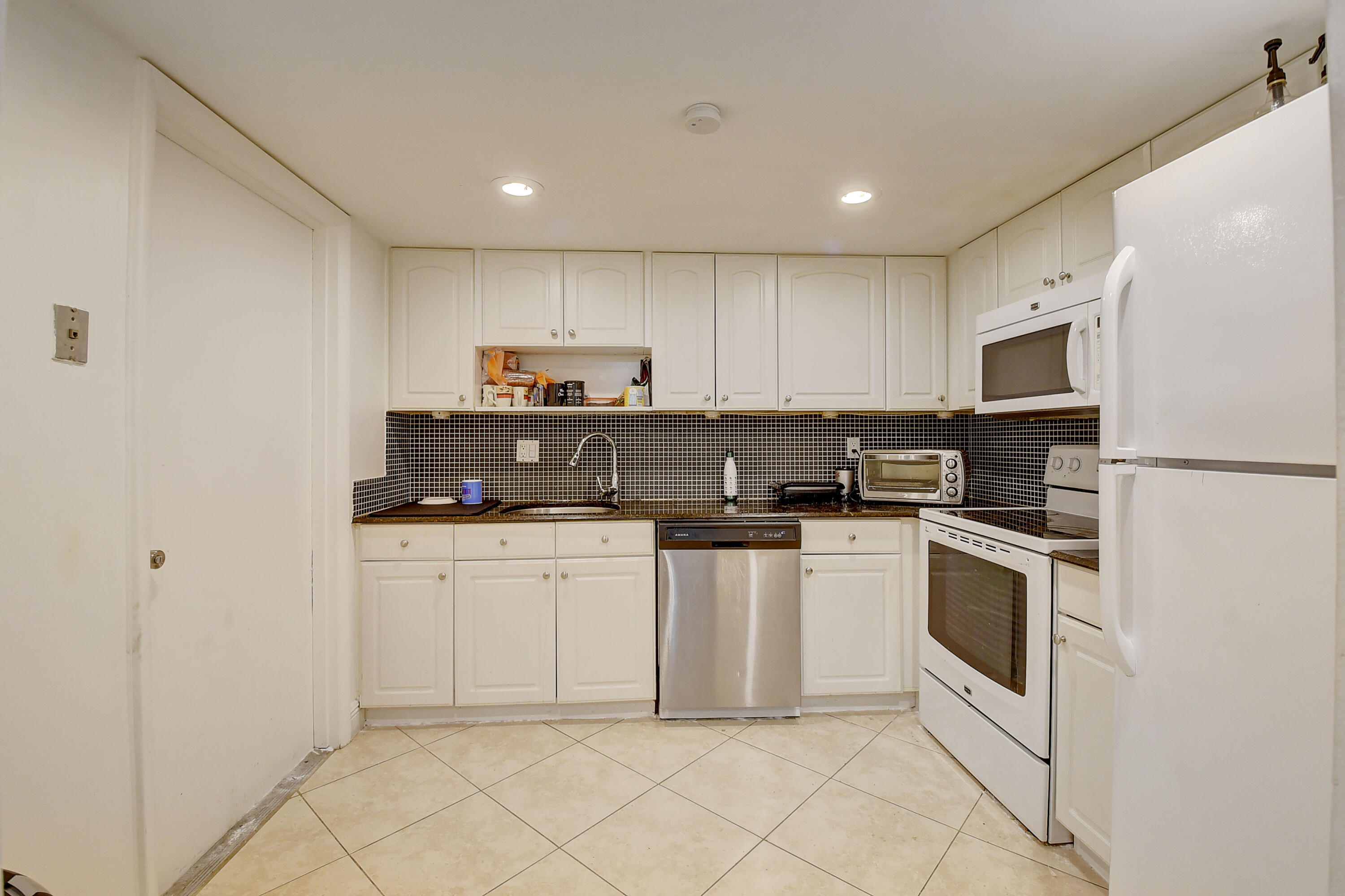 604 Northwest 13th Street, Unit 33 Boca Raton, FL 33486 - Photo 10 of 21 13_dsc_9674_5_6_7_8