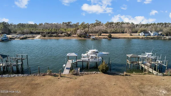 $529,000 | 110 Waterway Drive, Beaufort, NC 28516