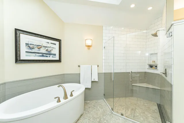 $888,000 | 3324 Fox Hollow Lane Southwest, Rochester, MN 55902