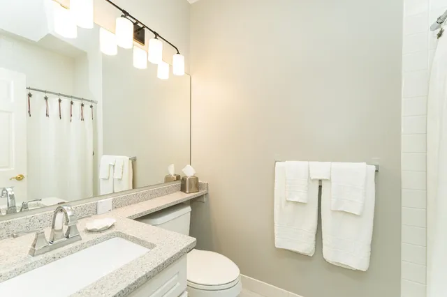 $888,000 | 3324 Fox Hollow Lane Southwest, Rochester, MN 55902