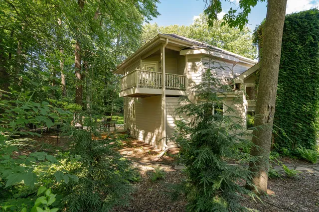 $888,000 | 3324 Fox Hollow Lane Southwest, Rochester, MN 55902