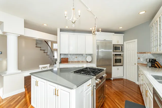 $888,000 | 3324 Fox Hollow Lane Southwest, Rochester, MN 55902