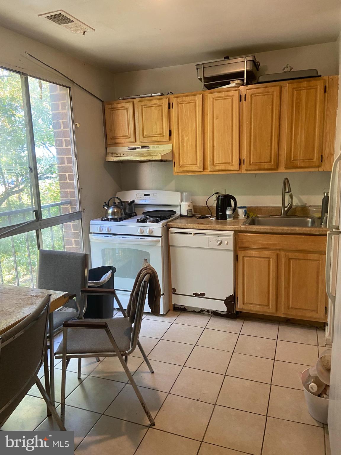 7979 Riggs Road, Unit 7 Hyattsville, MD 20783 - Photo 6 of 22 Gallery Image 6