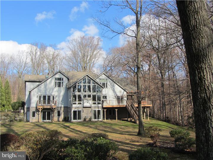 731 Glengarry Road Philadelphia, PA 19118 - Photo 1 of 25