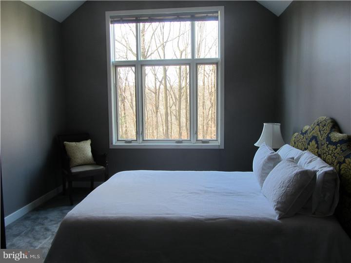 731 Glengarry Road Philadelphia, PA 19118 - Photo 19 of 25