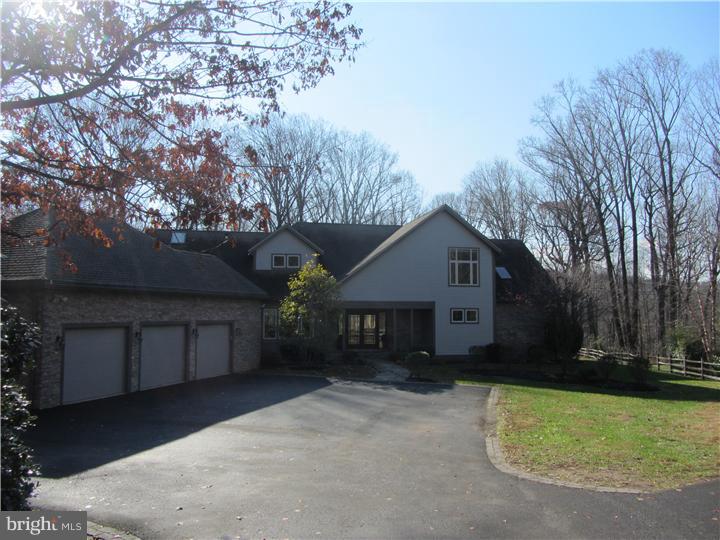 731 Glengarry Road Philadelphia, PA 19118 - Photo 24 of 25