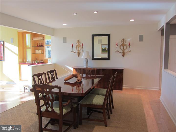 731 Glengarry Road Philadelphia, PA 19118 - Photo 5 of 25