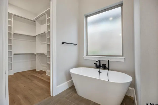 $417,900 | 406 Sides Boulevard, Bullard, TX 75757