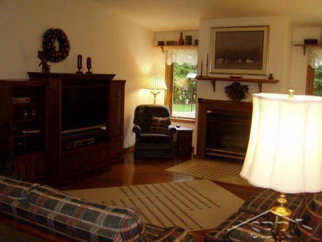 11328 Sarle Road Freeland, MI 48623 - Photo 8 of 18 20042915-7.JPG