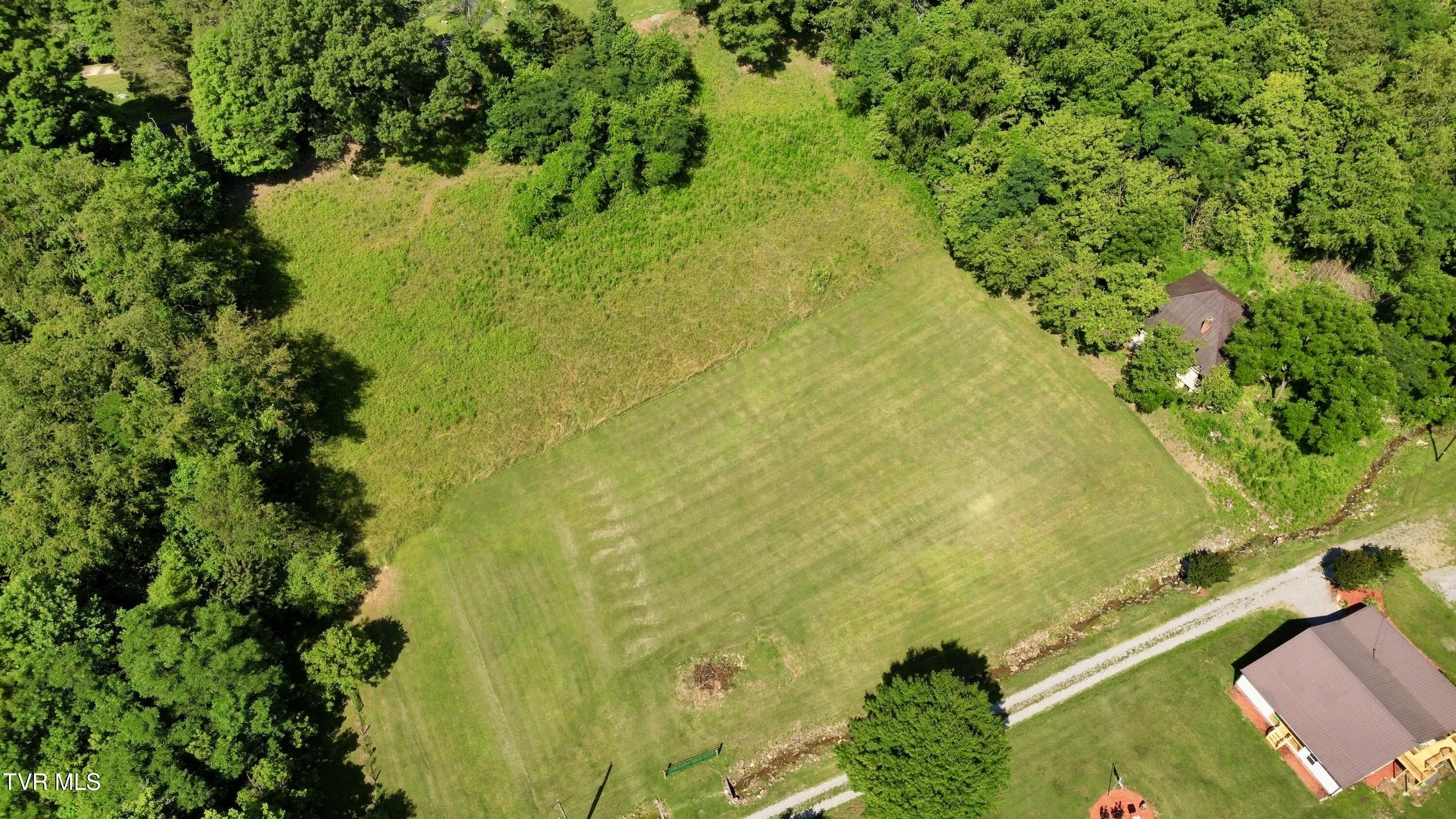 2575 Mendota Road Mendota, VA 24270 - Photo 14 of 57 dji_fly_20260422_202618_28_1782491910619