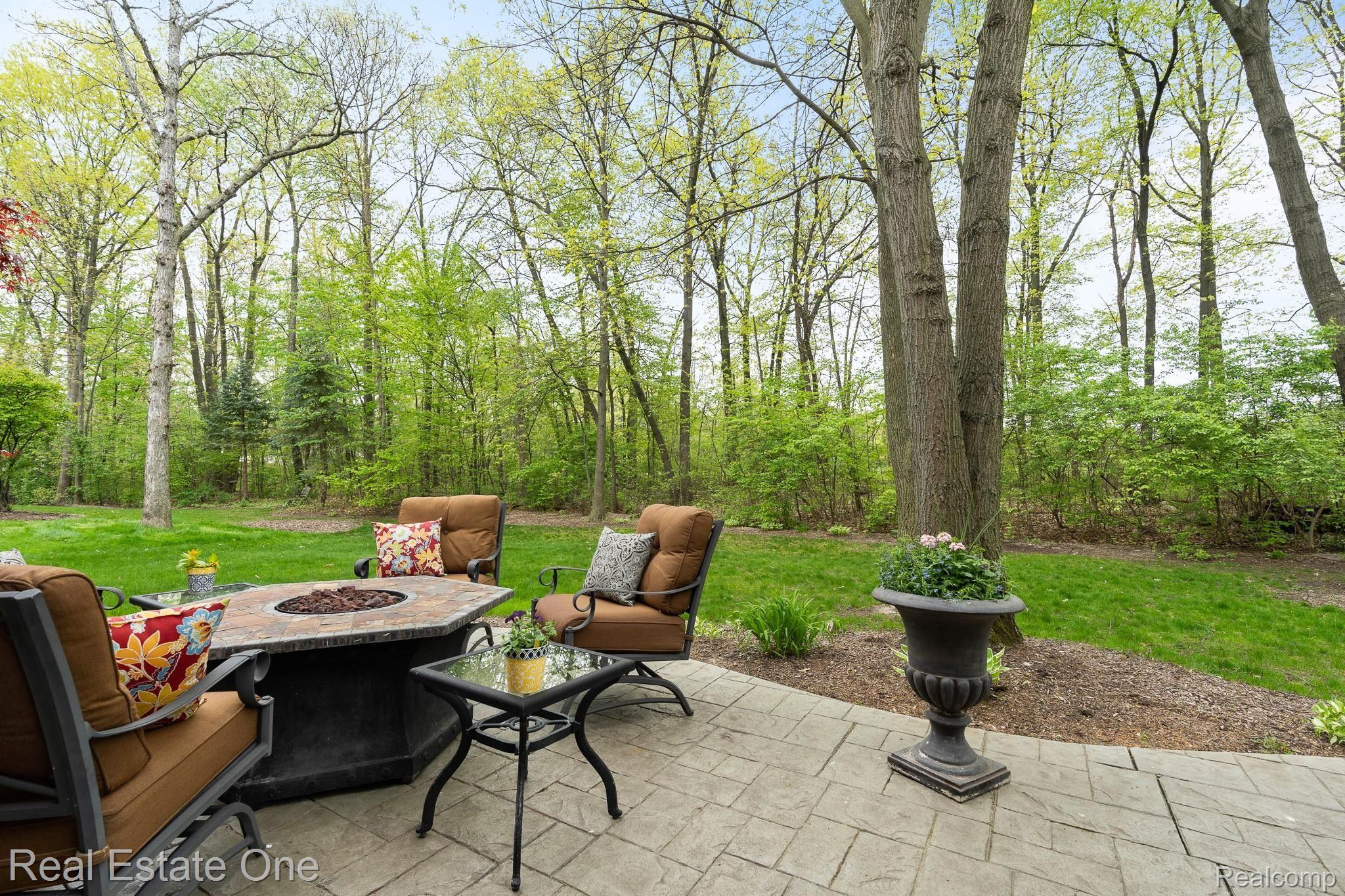 1177 Chesapeake Rochester, MI 48307 - Photo 58 of 63 Chesapeake MLS-W062.jpg