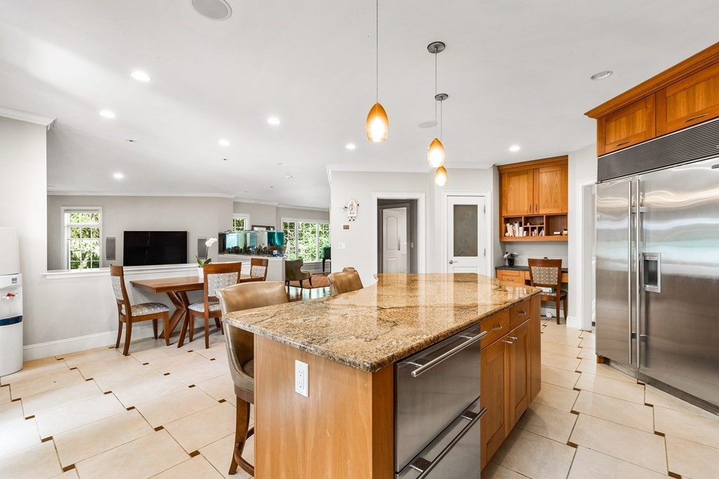 17 Burdean Road Newton, MA 02459 - Photo 3 of 30