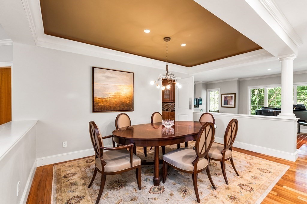 17 Burdean Road Newton, MA 02459 - Photo 8 of 30