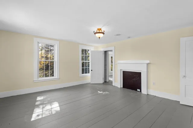 $550,000 | 3 Prospect Street, Boscawen, NH 03303