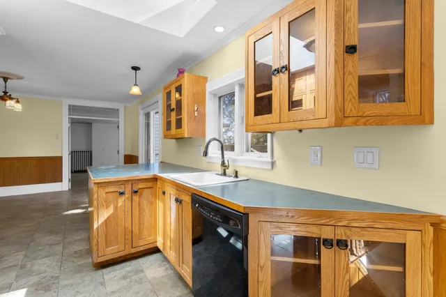 $550,000 | 3 Prospect Street, Boscawen, NH 03303