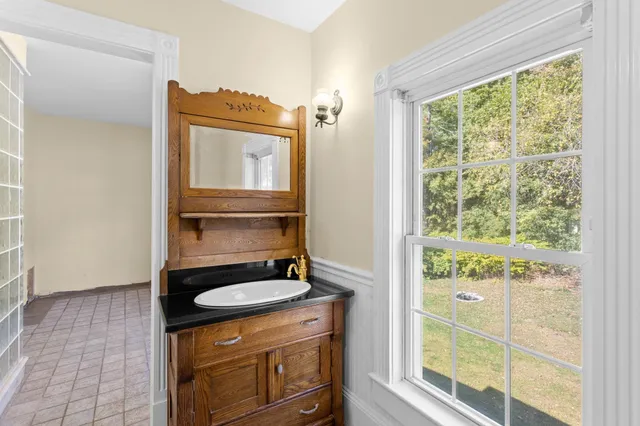 $550,000 | 3 Prospect Street, Boscawen, NH 03303