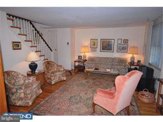 613 Sherman Road Springfield, PA 19064 - Photo 2 of 12 Living Room