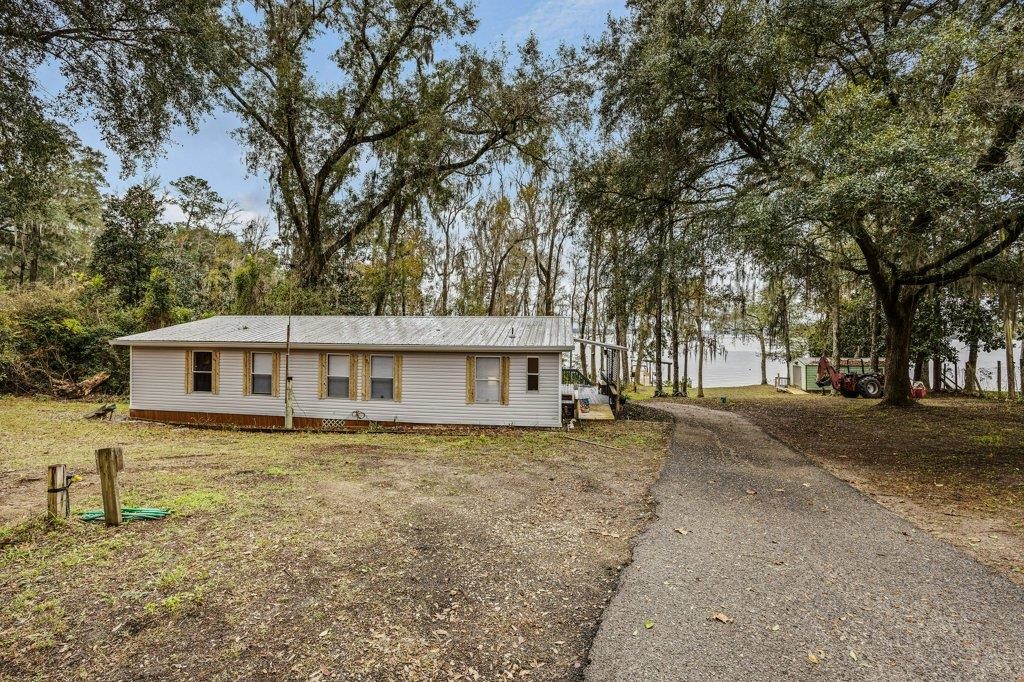 2862 Lakeview Point Road Quincy, FL 32351 - Photo 1 of 36