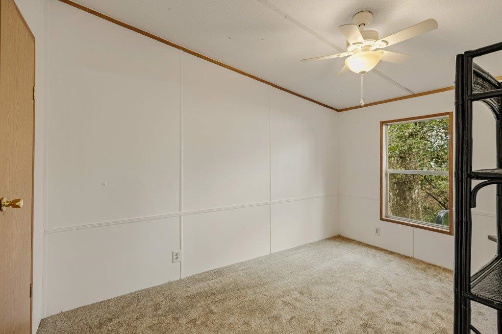 2862 Lakeview Point Road Quincy, FL 32351 - Photo 17 of 36