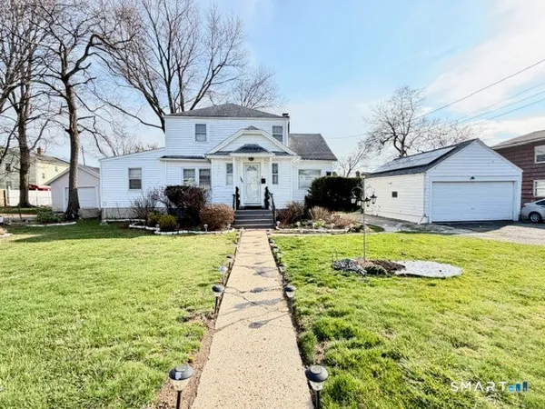 $499,000 | 185 Grandview Avenue, Bridgeport, CT 06606