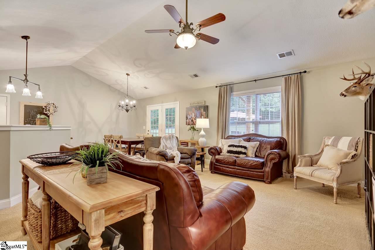 406 Bramlett Road Taylors, SC 29687 - Photo 11 of 21 Gallery Image 11