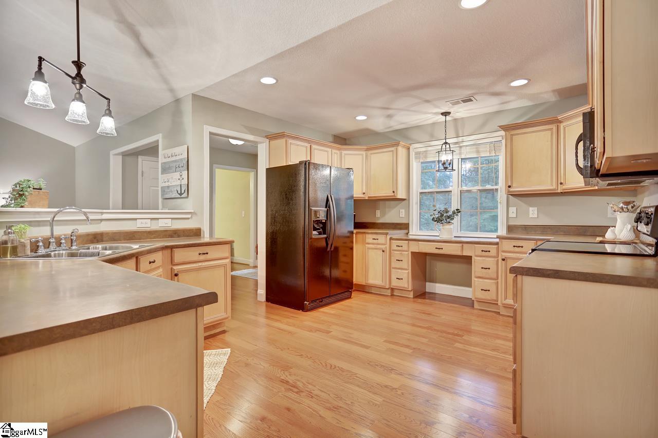 406 Bramlett Road Taylors, SC 29687 - Photo 14 of 21 Gallery Image 14