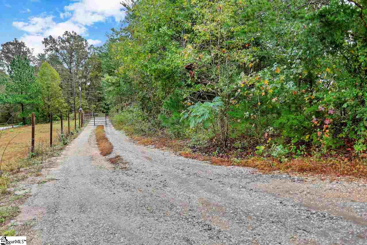 406 Bramlett Road Taylors, SC 29687 - Photo 8 of 21 Gallery Image 8