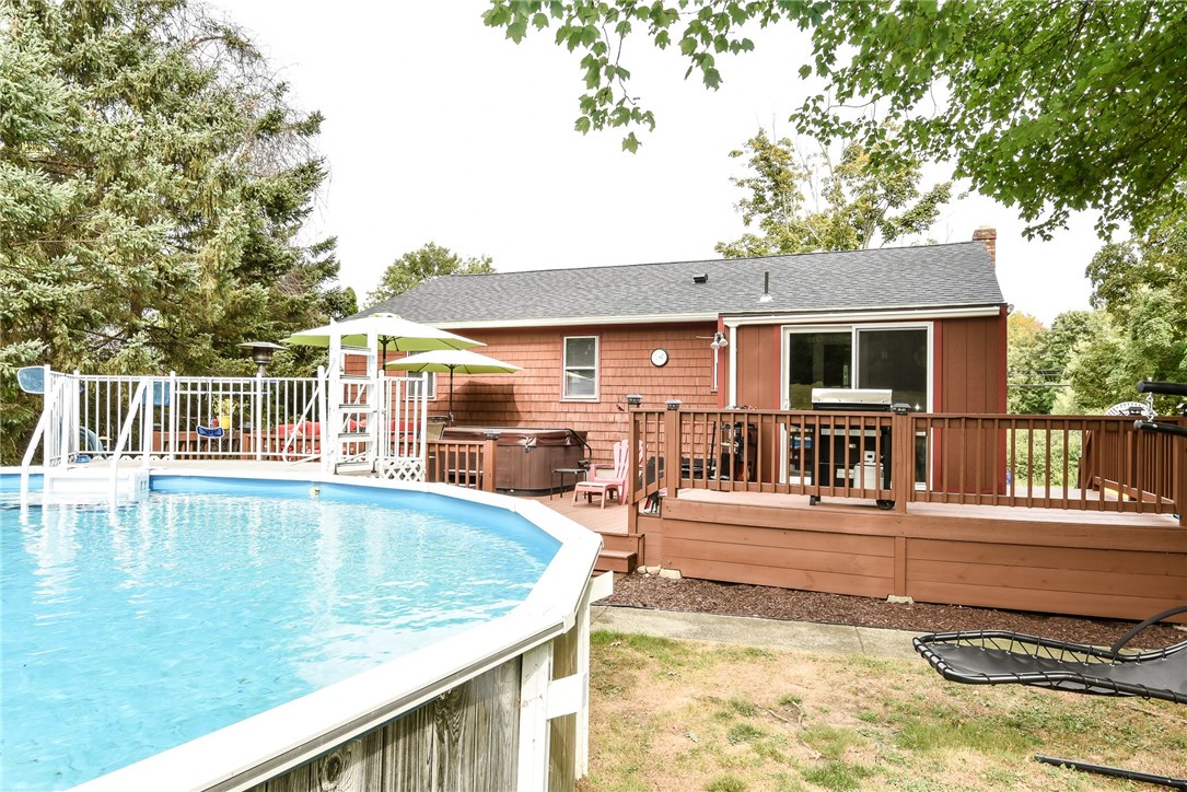 155 Sawmill Road Glocester, RI 02814 - Photo 5 of 29