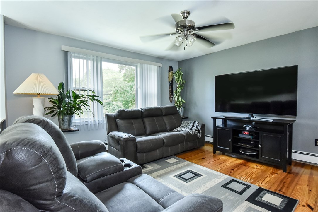 155 Sawmill Road Glocester, RI 02814 - Photo 7 of 29