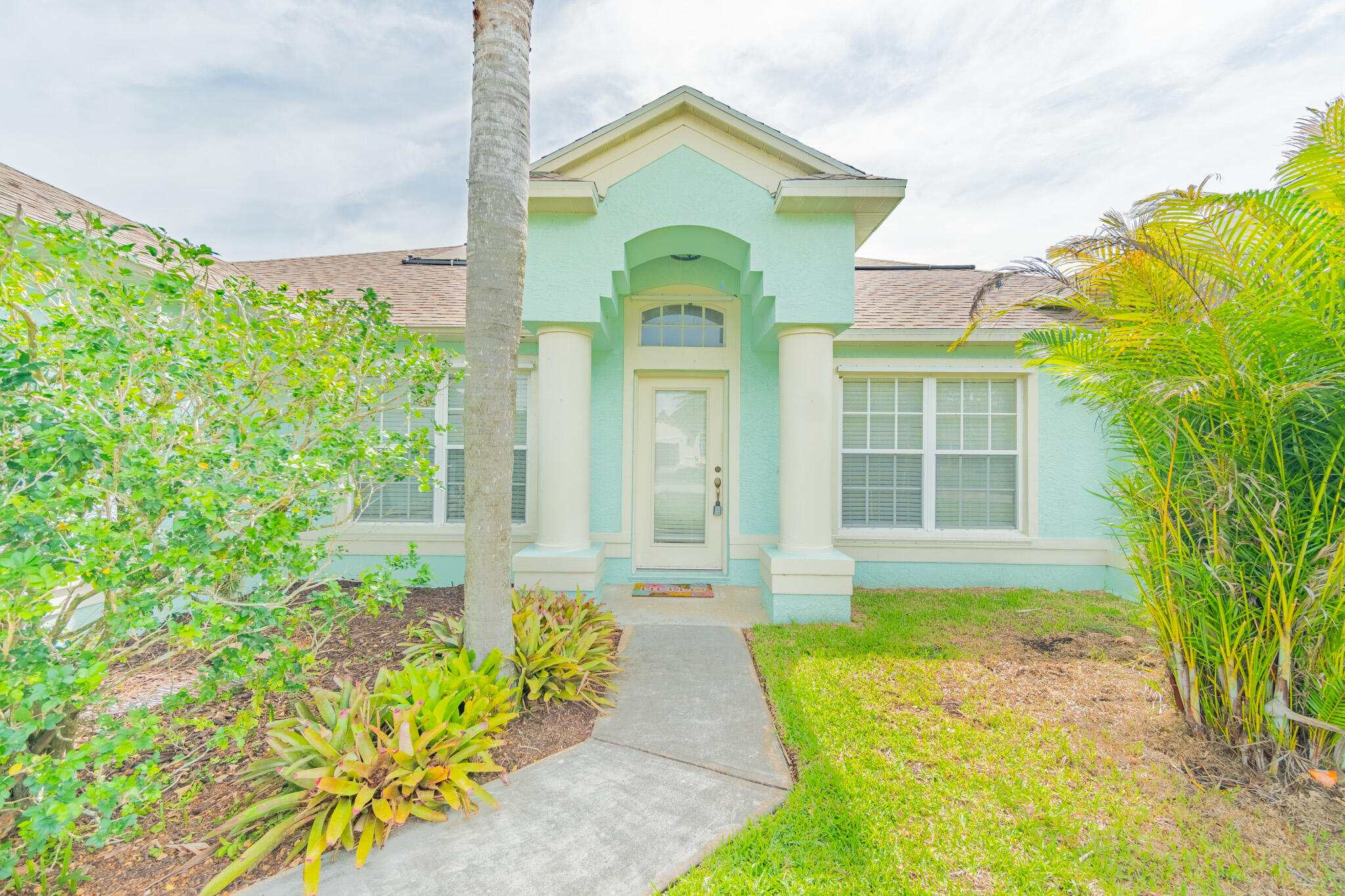 5593 Northwest Wesley Road Port St. Lucie, FL 34986 - Photo 4 of 52 DSC07004-HDR