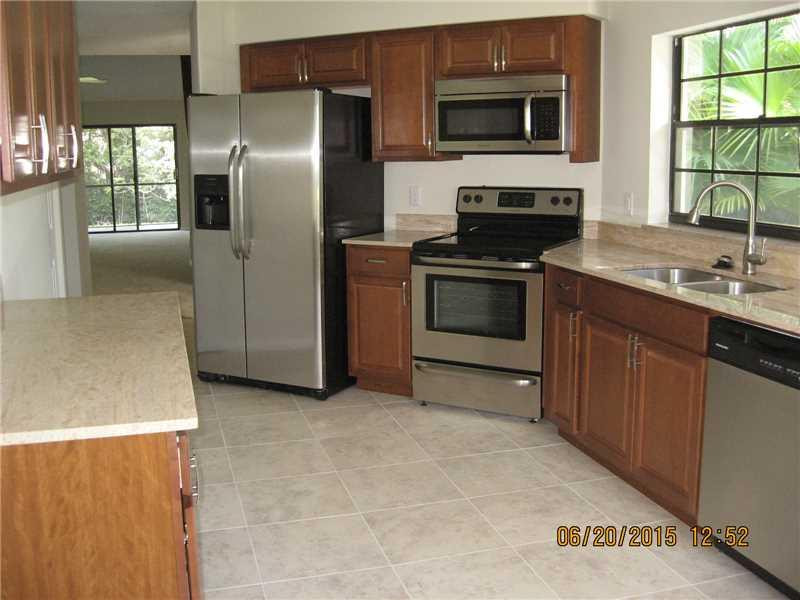 20941 Boca Ridge Drive South, Unit 20941 Boca Raton, FL 33428 - Photo 2 of 3 Kitchen