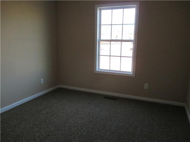 138 Whitetail Ridge Clarksville, TN 37040 - Photo 10 of 14 Gallery Image 10
