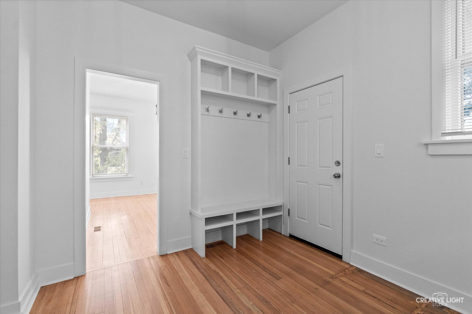 602 Prospect Boulevard Elgin, IL 60120 - Photo 12 of 31