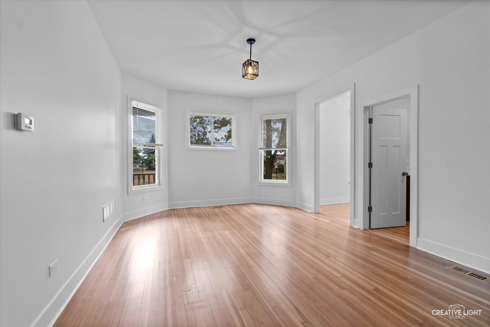 602 Prospect Boulevard Elgin, IL 60120 - Photo 4 of 31