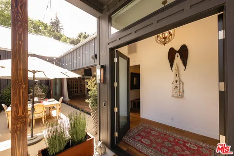$2,395,000 | 28960 Crags Drive, Agoura Hills, CA 91301