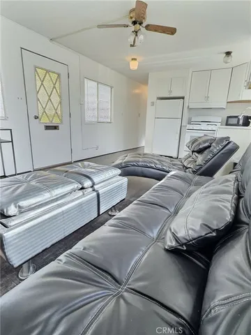 $95,000 | 21926 South Vermont Avenue, Unit 27, Torrance, CA 90502